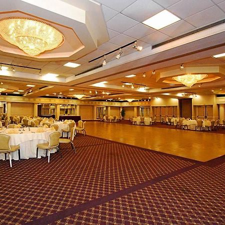 Quality Inn & Conference Center Maple Shade Restaurant billede