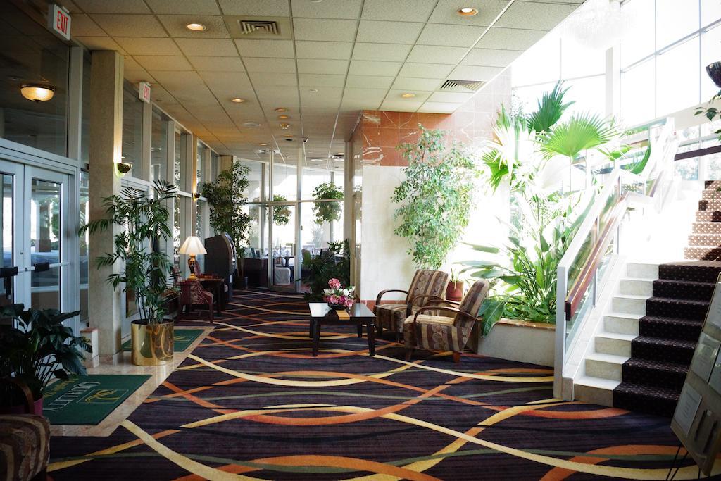 Quality Inn & Conference Center Maple Shade Eksteriør billede